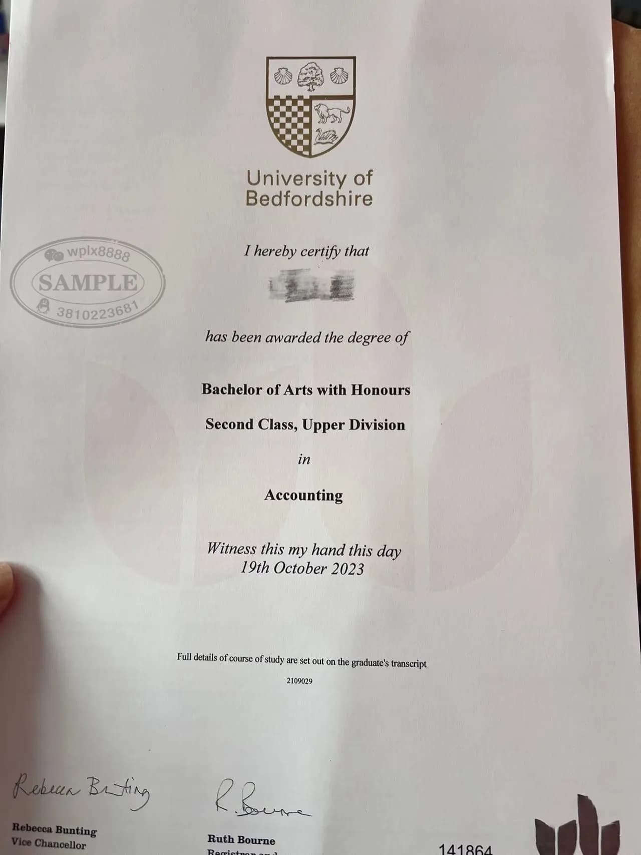 英国贝德福德大学会计专业荣誉学士学位证样本