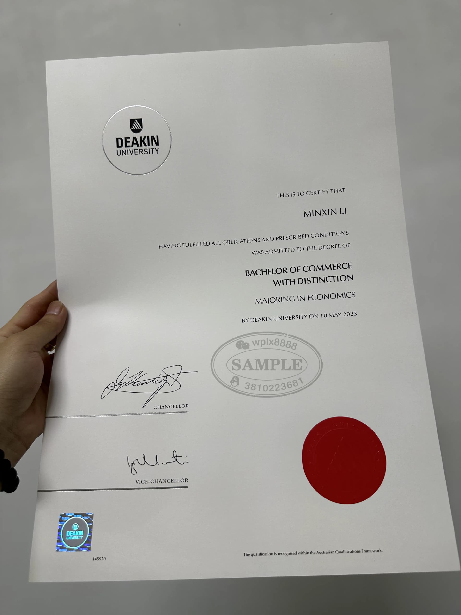 澳洲迪肯大学经济学商学士学位证书案例参考 澳洲迪肯大学经济学商学士学位证书案例参考