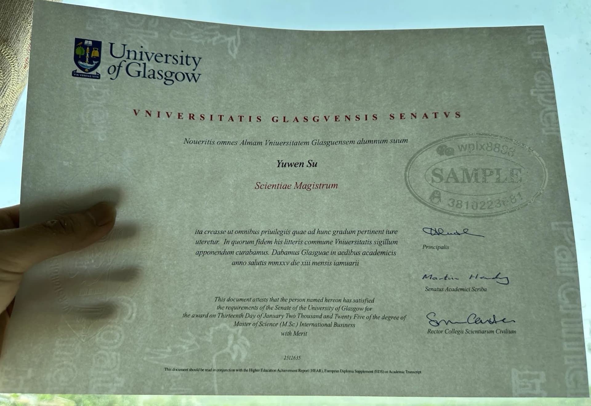 英国格拉斯哥大学硕士学位证书样本参考 英国格拉斯哥大学硕士学位证书样本参考